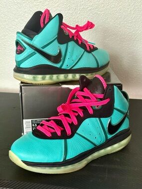 Nike LeBron 8 south beach men’s 9.5